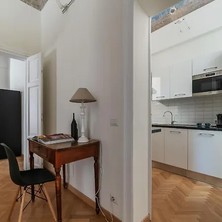 Апартаменты Castro Pretorio 3 - Fromhometorome