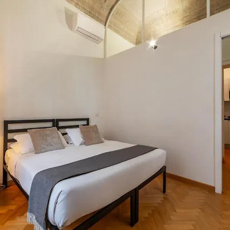 Castro Pretorio 3 - Fromhometorome Apartment Rom