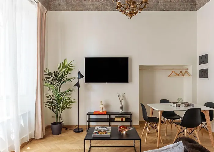 Apartment Castro Pretorio 3 - Fromhometorome