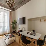 Castro Pretorio 3 - Fromhometorome Apartmán